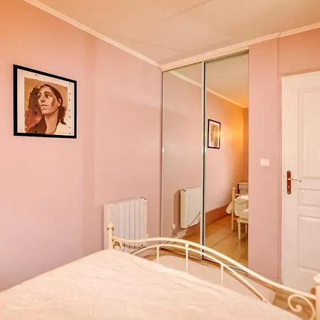 Apartamento 1 Bedroom Awesome In *
