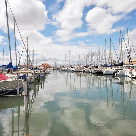 아파트 Amazing In 르발카레스